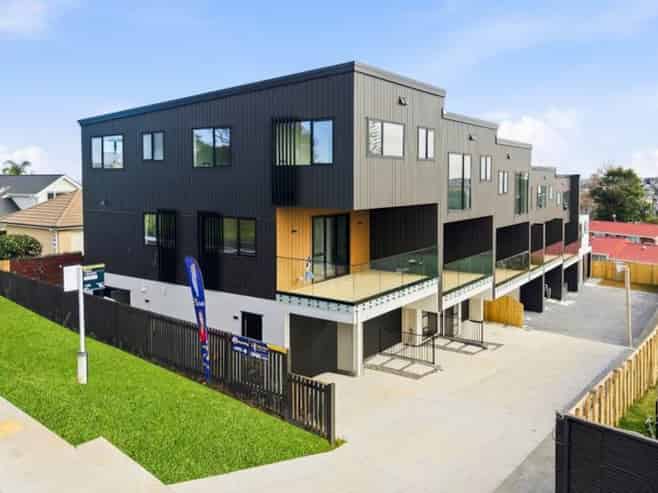 Lot 2/129 Cook Street, Howick