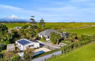 7091 South Road, Warea