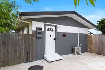 7D Yeoman Place, Howick