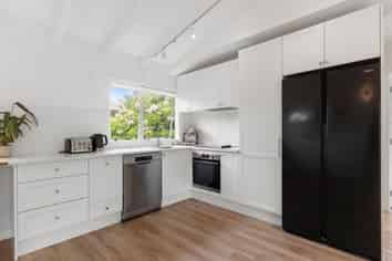 7D Yeoman Place, Howick