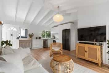 7D Yeoman Place, Howick