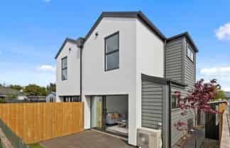 17b Cross Street, Phillipstown