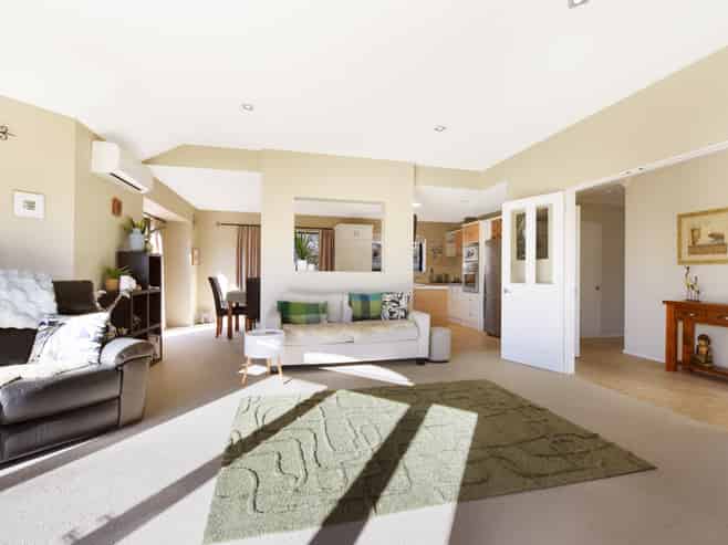 2 Strawberry Grove, Richmond