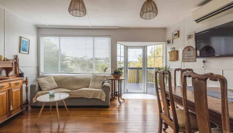 22 Lannan Road, Surfdale