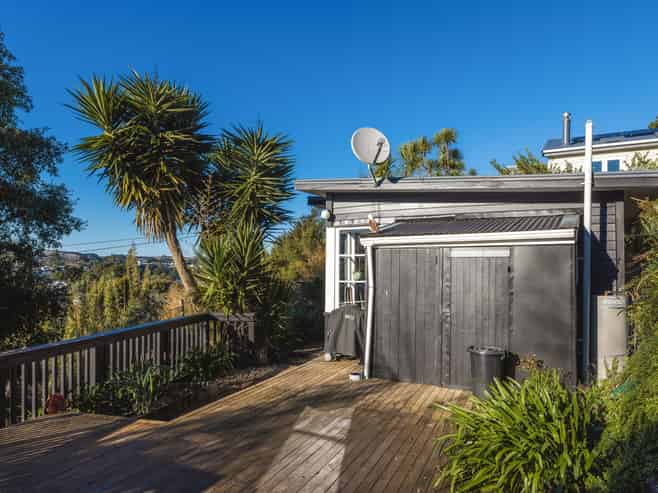 22 Lannan Road, Surfdale