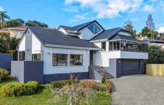 6 Tenbless Court, Unsworth Heights