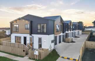 4/7 Reeves Avenue, Papatoetoe