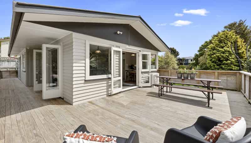 49A Waiwaka Terrace, Strandon