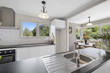 49A Waiwaka Terrace, Strandon