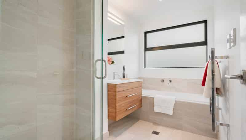 9 Pharlap Drive, Northcross