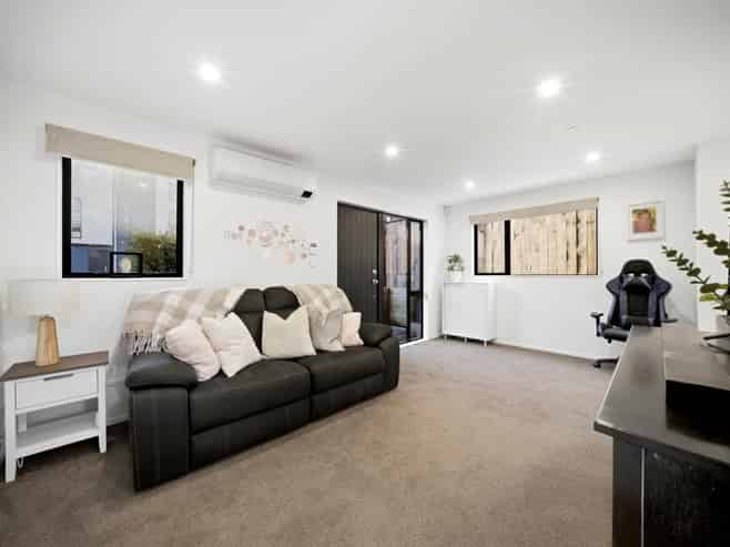 28 Raupeti Lane, Henderson