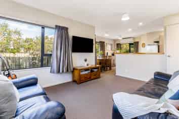 18A Bowes Crescent, Strathmore Park