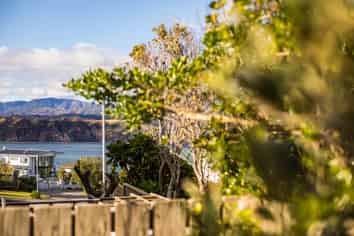 18A Bowes Crescent, Strathmore Park