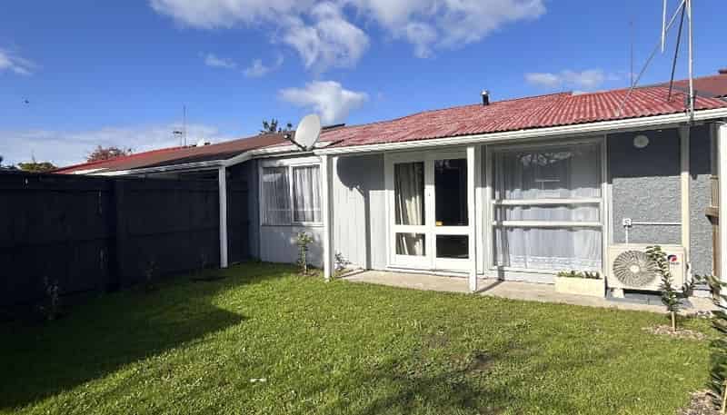 6 Westmere Place, Takaro