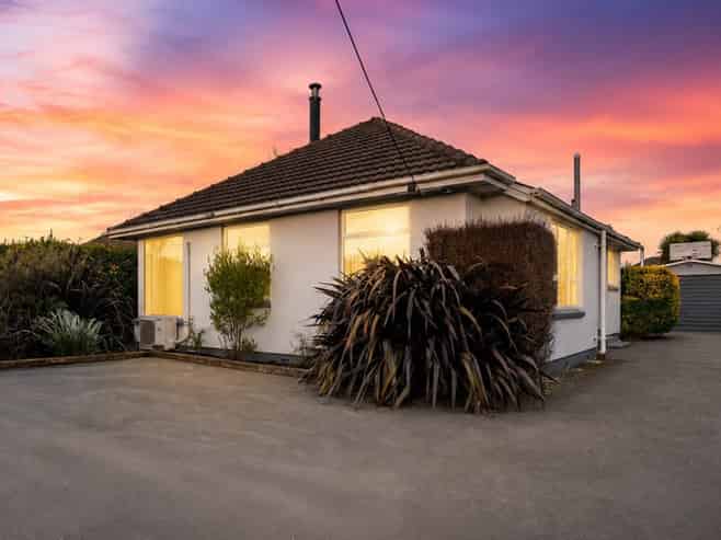 95 Springs Road, Hornby