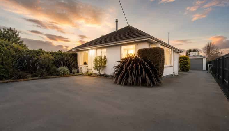 95 Springs Road, Hornby