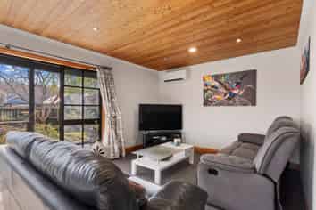 140 Royal Park Drive, Parklands