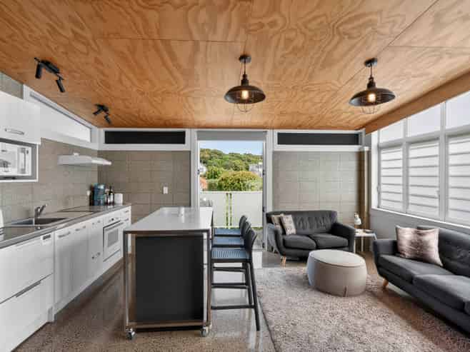 4/2b Atkin Ave, Mission Bay