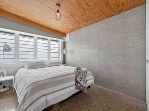 4/2b Atkin Ave, Mission Bay