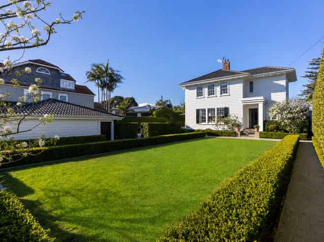 37 Gladstone Road, Parnell
