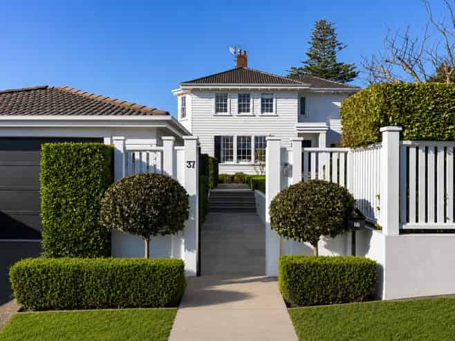 37 Gladstone Road, Parnell