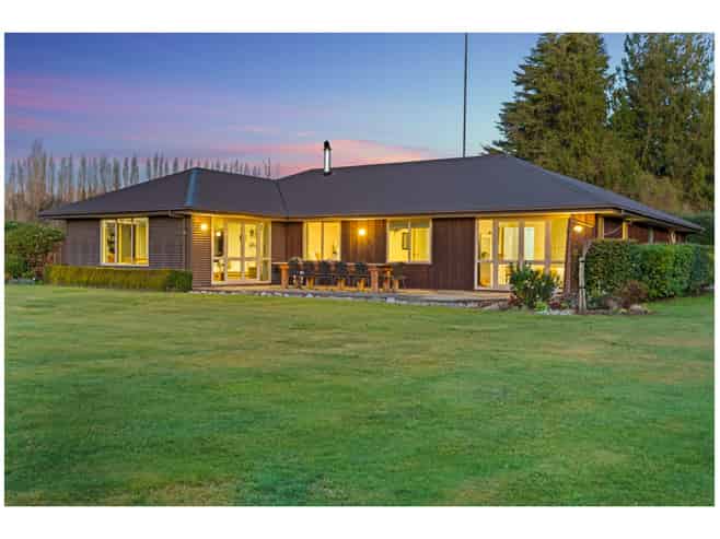 872 Winchester-Geraldine Road, Geraldine