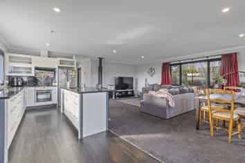 15A Carthew Street, Okato