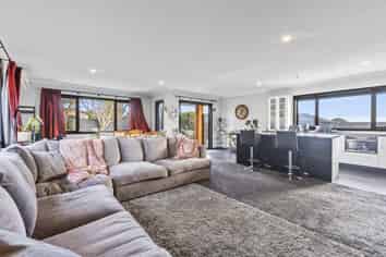 15A Carthew Street, Okato