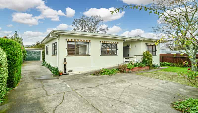 6/37 Middle Road, Havelock North