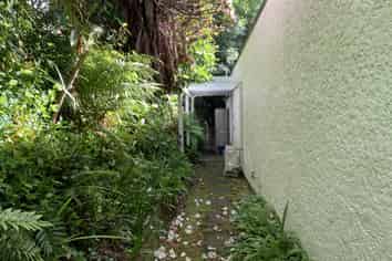 8A Queen Street, North Dunedin