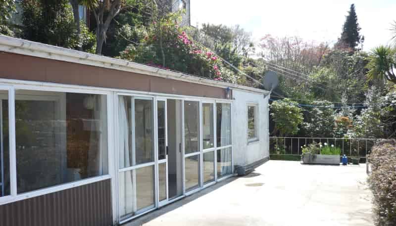 8A Queen Street, North Dunedin