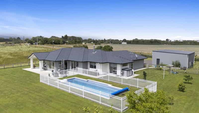 14 Heatherlea West Road, Levin