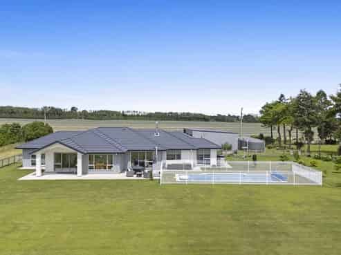 14 Heatherlea West Road, Levin
