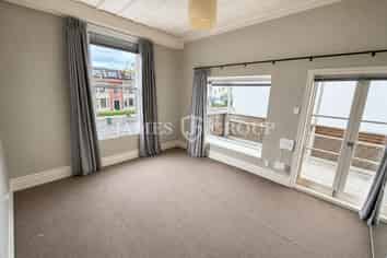 CHARACTER LIVE/WORK SPACE IN PRIME HERNE BAY