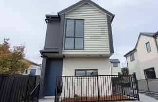 1/4 Geddes Terrace, Avondale