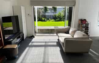 1/132 Colwill Road, Massey