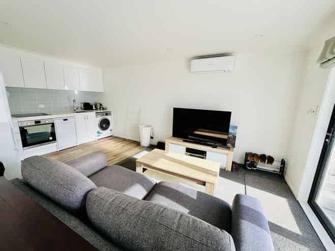 1/132 Colwill Road, Massey