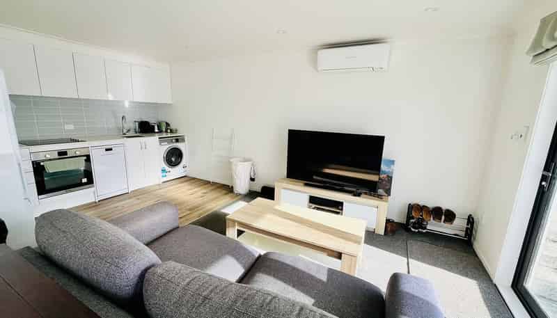 1/132 Colwill Road, Massey