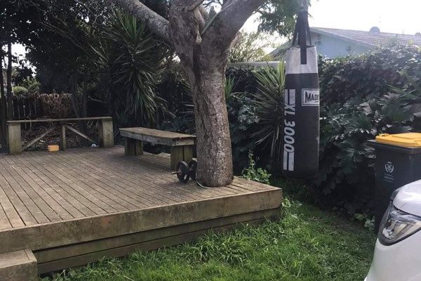 2 Bedroom Home in Pakuranga - Mehr