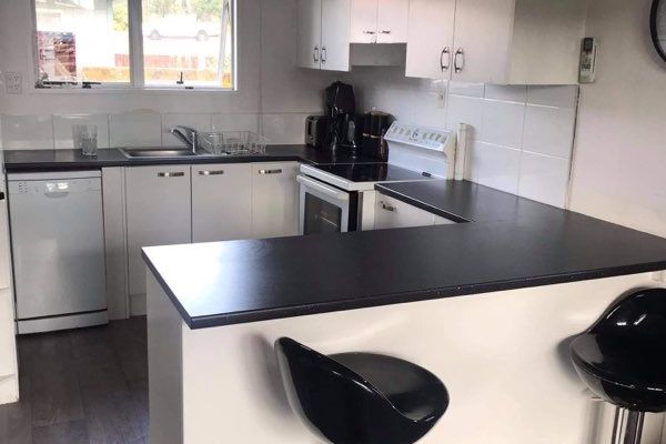 2 Bedroom Home in Pakuranga - Ansicht 2