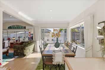 3A Esme Place, Matua