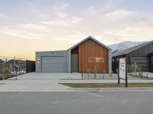 42 Burdon Loop, Lake Hawea