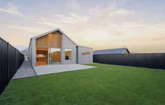 42 Burdon Loop, Hawea Flat