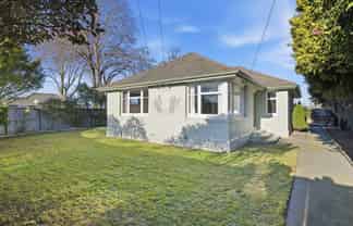 145 Langdons Road, Northcote