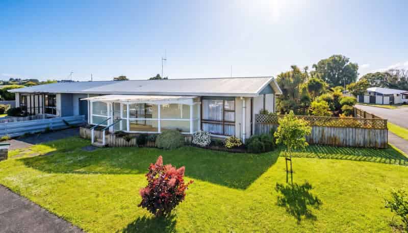 21 Sandstrom Grove, Feilding