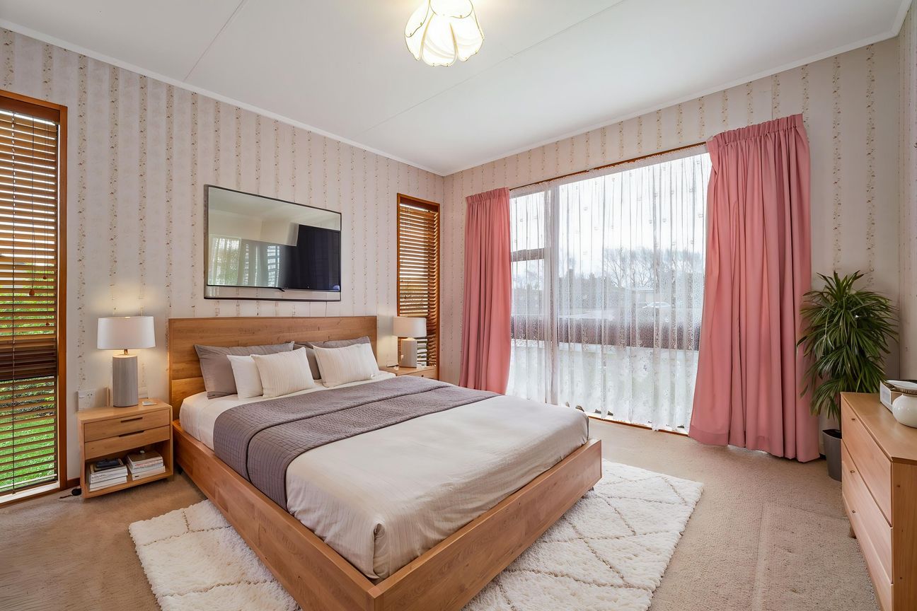 Low Maintenance spacious downsizer! - Vista 3
