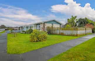 21 Sandstrom Grove, Feilding