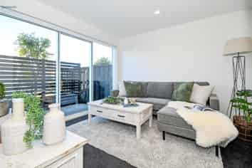 6 Hoiho Road, Pukekohe