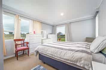 91 Willoughby Street, Halcombe