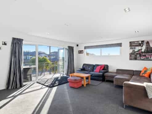 142 Cavendish Road, Casebrook